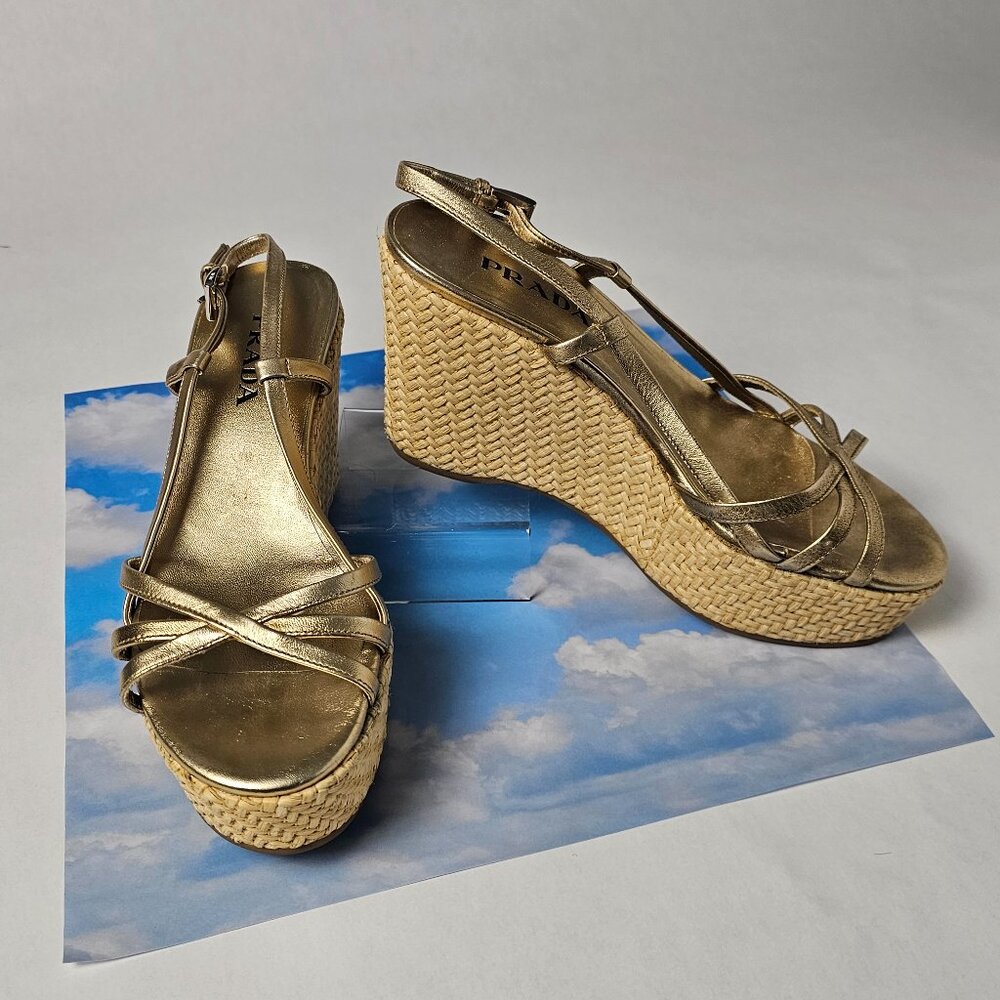 Pristine PRADA Women's Wedge Platform Sandal Silk Straw Gold Straps